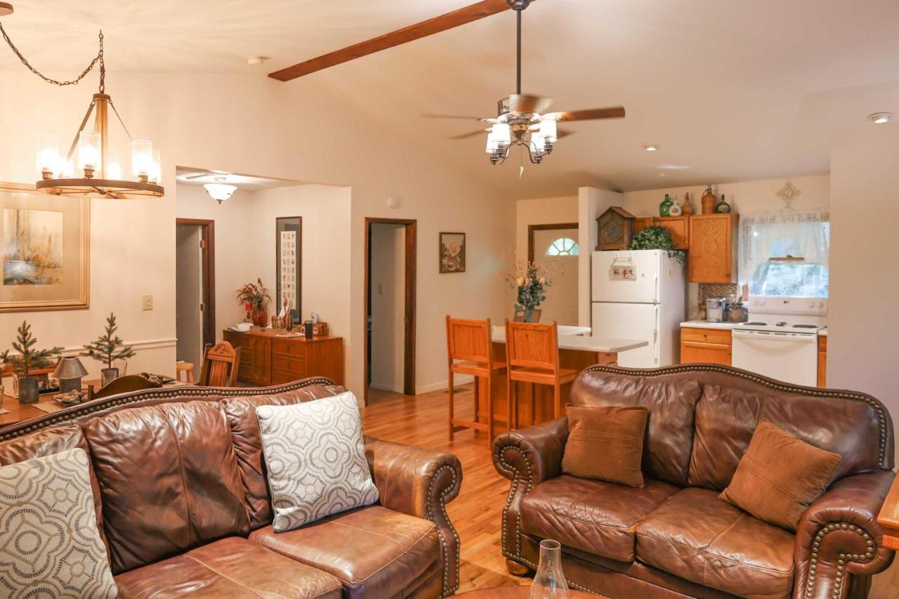 Cozy Whittier Home With Fire Pits Less Than 15 Mi To Hiking! 外观 照片